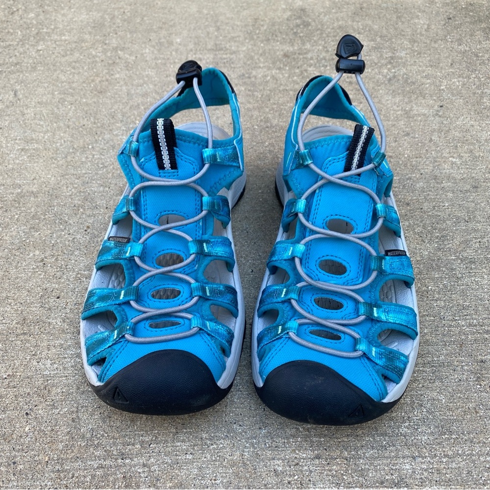 Keen Astoria West Blue & Gray Close Toed Sandals Hiking Water 9.5